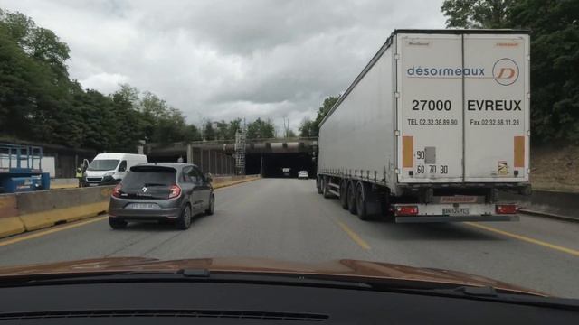 Vauhallan - Poissy (VBR-43 Relaxing Driving in France, No Talking, No Music) смотреть онлайн