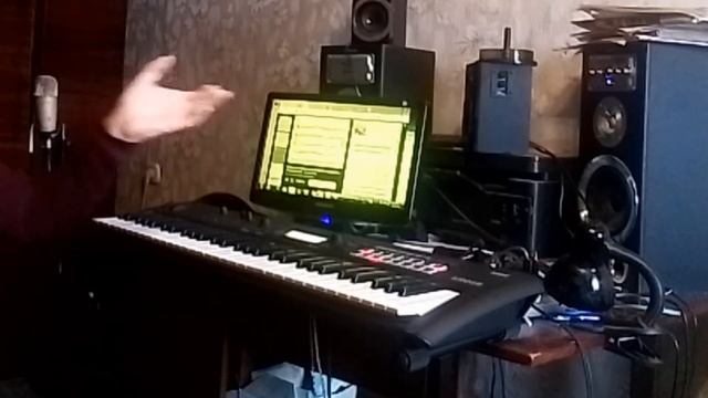 Курс обучения игре на КЛАВИШНОМ СИНТЕЗАТОРЕ Урок 21. До мажор: гамма, аккорды и арпеджио смотреть онлайн