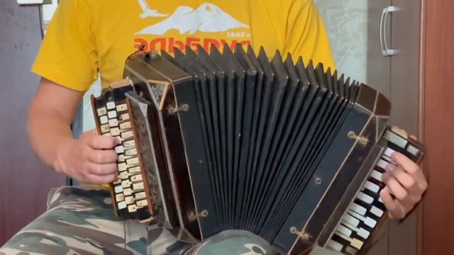 Сумецкая / Сиротинка / Выборская / Скобаря - наигрыш со Средней Псковщины на минорке русского строя смотреть онлайн