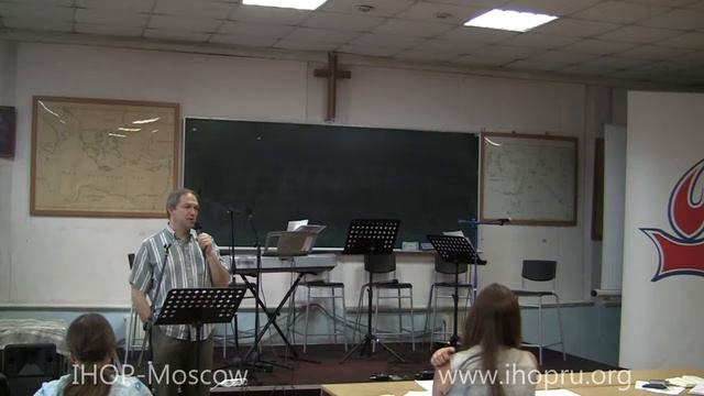 Послание "Парадокс благодати" - Валентин Жаров // Молитвенный зал IHOP-Moscow смотреть онлайн