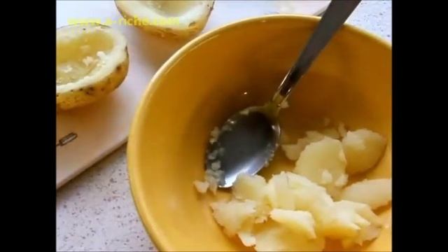 Картофель фаршированный сыром / Pommes de terre farcies .wmv смотреть онлайн