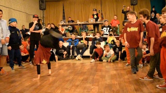 "РЭП НА ГОЛОВЕ 7" отборы в crew смотреть онлайн