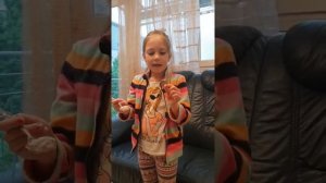 Как ребенку проглотить таблетку. Мой способ)