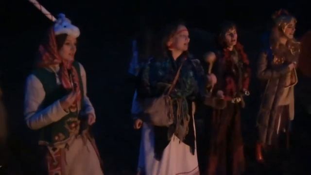 Коляда, коляда - отворяй ворота! смотреть онлайн