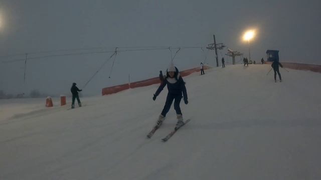 VLOG МЕЧКА: ГОРНОЛЫЖНЫЙ ПАРК, ОБЗОР ТРАСС, КАТАЕМСЯ НА ГОРНЫХ ЛЫЖАХ, АРХАНГЕЛЬСК, НОВОДВИНСК смотреть онлайн