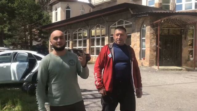 Балкарец покоривший Эверест,высочайшую гору мира смотреть онлайн