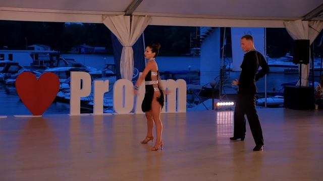 Pasodoble. Грицына Роман – Броль Юлия смотреть онлайн
