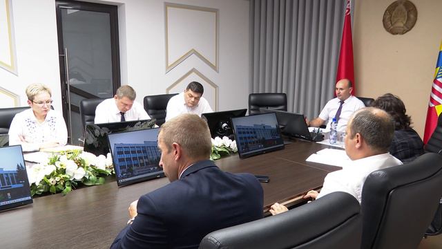 Штаб по подготовке к Дожинкам и аппаратное совещание провел Анатолий Лодыга смотреть онлайн