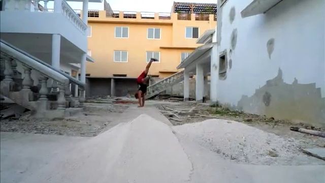 Stop Motion Sketch #5: Louis in Dominicus смотреть онлайн