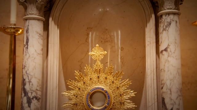 The Chaplet of Divine Mercy (sung) - Handmaiden Music смотреть онлайн