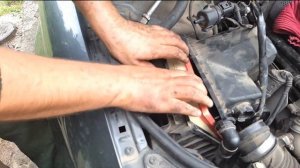 Замена воздушного фильтра Ауди А4 б6 своими руками