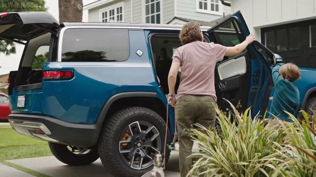 2022 Rivian R1S Electric SUV