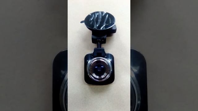 Авто видео регистратор DIGMA 206 звук записывает громко. смотреть онлайн