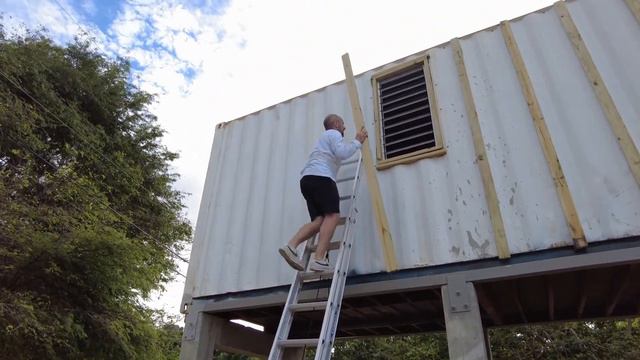 S2E4 Caribbean style windows installation on Tiny Home St Croix USVI смотреть онлайн