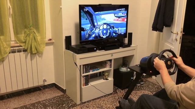 THRUSTMASTER TX Racing Wheel Ferrari 458 Italia Edition смотреть онлайн