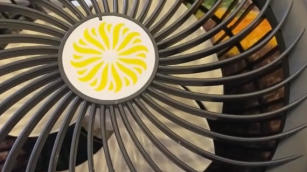 Озон. Купили вентилятор. Идеально в жару смотреть онлайн