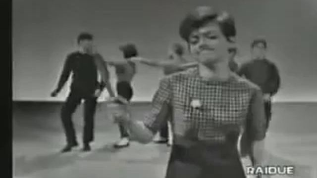Rita Pavone - Datemi Un Martello смотреть онлайн