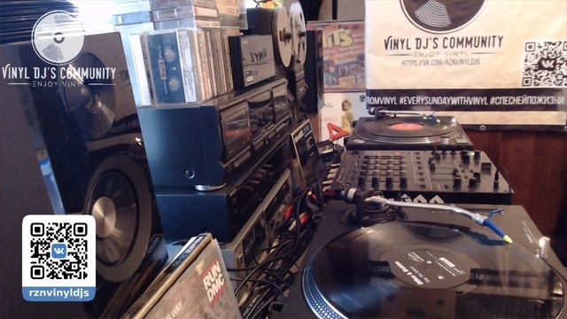 DJ BOB VINYL HOME QUARANTINE LIVE MIX 05.04.2020 смотреть онлайн