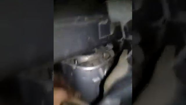 Замена задних стоек Мазда Кронос 626 смотреть онлайн