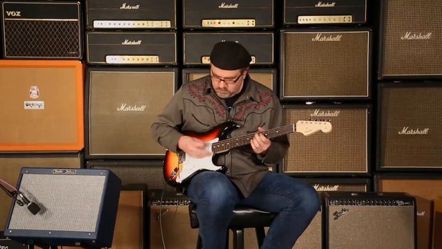 Fender Custom Shop 1960 Stratocaster NOS • SN: R67630 смотреть онлайн