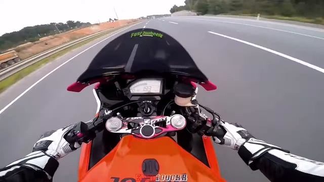 Honda CBR Fireblade Vs Repsol 1000rr | Superbikes | Ft. @emr.1000rr