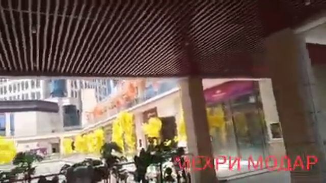 Эй хохарам гули богам буйи Модар дар димогам Ёд кардам ман мехри модар. смотреть онлайн