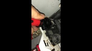 Как поменять предохранительный клапан на котле Ariston Genius, Комбинированный котел, Замена клап