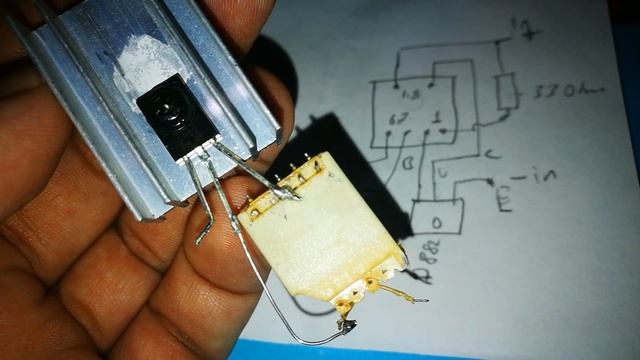 3.7 VOLT 220 VOLT İNVERTER DEVRESİ - ESKİ ŞARJ ALETİNDEN  -  Mini Inverter 3.7 V To 220V