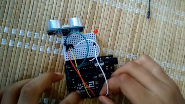HC SR04 WITH BUZZER AND LED - ELEGOO UNO R3 || Prajan 07 смотреть онлайн
