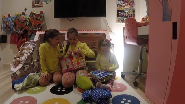 Развивающая игрушка для самых маленьких Книга для детей #1 своими руками смотреть онлайн