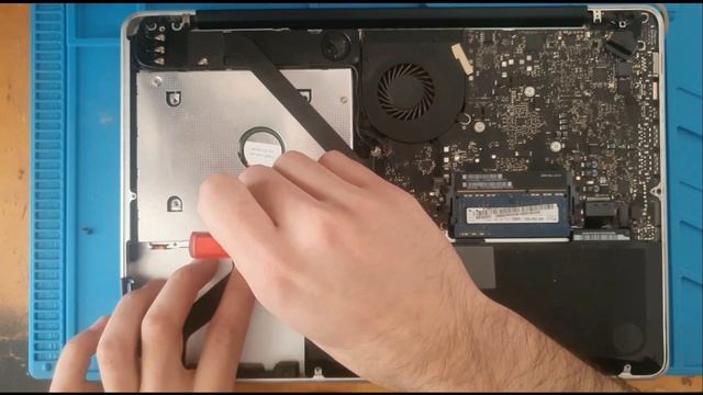 Cambiar Cable Sata Macbook Pro 2012 V2