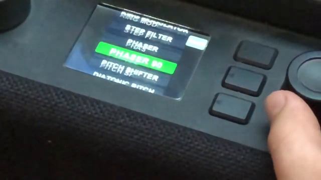 How to set a Waylon Jennings Phaser sound on a Fender Mustang GT-100 Guitar Amp смотреть онлайн