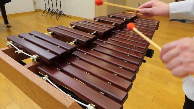 166【KOROGI卓上木琴】desk xylophone improvisation YAMAHA ME-301 смотреть онлайн