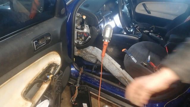 VOLKWAGEN PASSAT B5 Перестали работать стеклоподъемники и центральный замок BCM