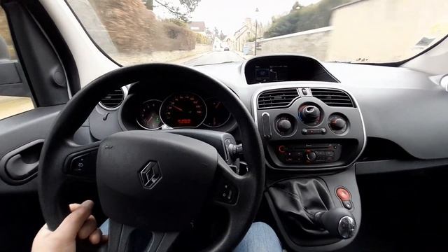 MAXI Kangoo Renault смотреть онлайн