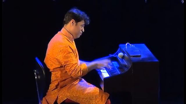 Bikram Mitra Piano Indian Classical Music смотреть онлайн