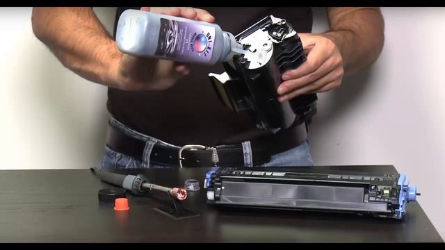 Refill process of a laser printer toner cartridge смотреть онлайн