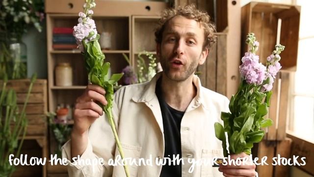 Shangri-La! How to arrange: Alliums, bouvardia, alstroemeria, stocks and blooms! смотреть онлайн