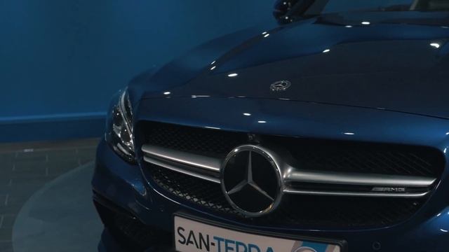 Mercedes-Benz C63 AMG S смотреть онлайн