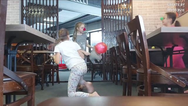 танец клоунов смешно до слёз??? смотреть онлайн