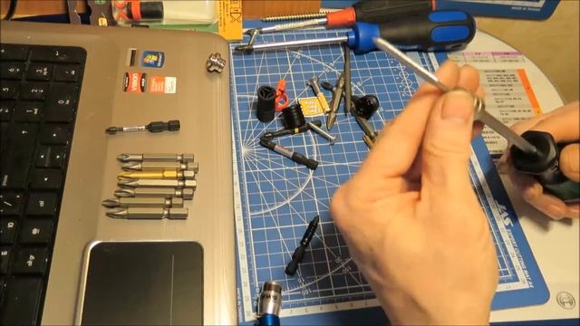 Шуруповёрт на весу или магнитные держатели (фиксаторы/муфты) крепежа (метизов) для бит смотреть онлайн