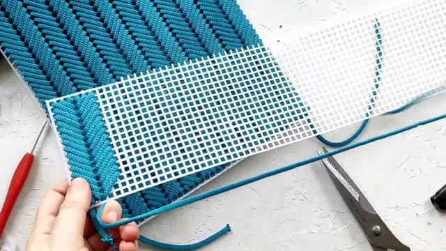 Сумка на канве ВОЯЖ с боковинками и планкой! МК подойдёт для новичков! смотреть онлайн