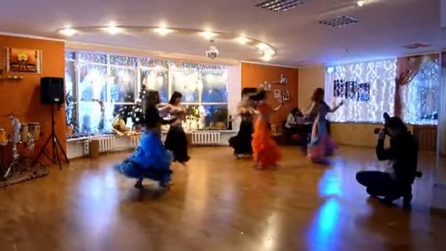 Группа Восточного танца - "Золотая бабочка + I wanna dance" смотреть онлайн