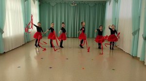 Танец с лентами "Закаты алые"