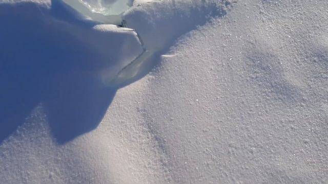 Белый снег и прозрачный лёд Байкала смотреть онлайн