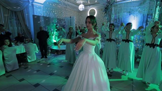 Танец невесты "Арси Пар". Армянская свадьба Андрея и Анжелики 5.11.22г. ст. Казанская смотреть онлайн