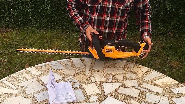 Dewalt DCM563 PB - XJ. Cortasetos A Batería