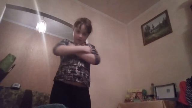 Это моё видео называется танец про самых лучших Кому нравится это видео ставьте лайки подписок и на смотреть онлайн