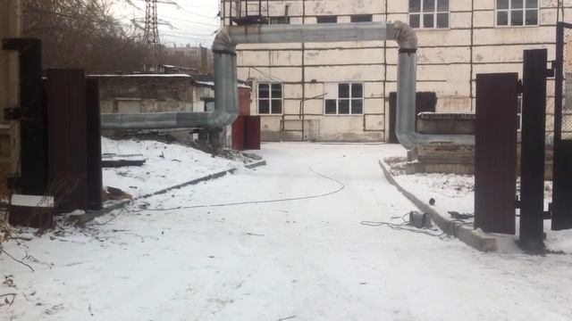 Откатные ворота с электроприводом смотреть онлайн