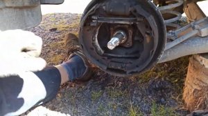 Замена задних колодок Рено Логан 2